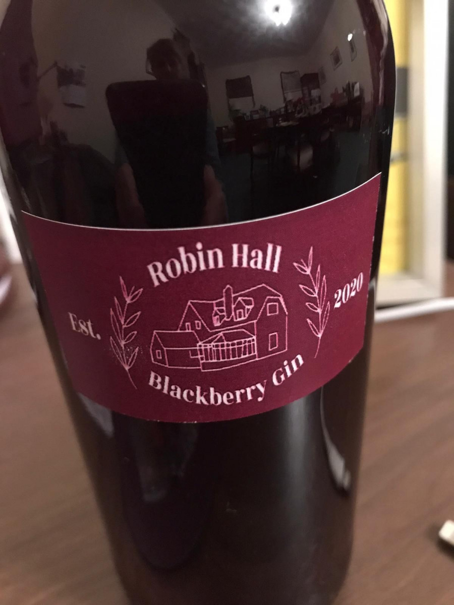 Robin Hall Gin